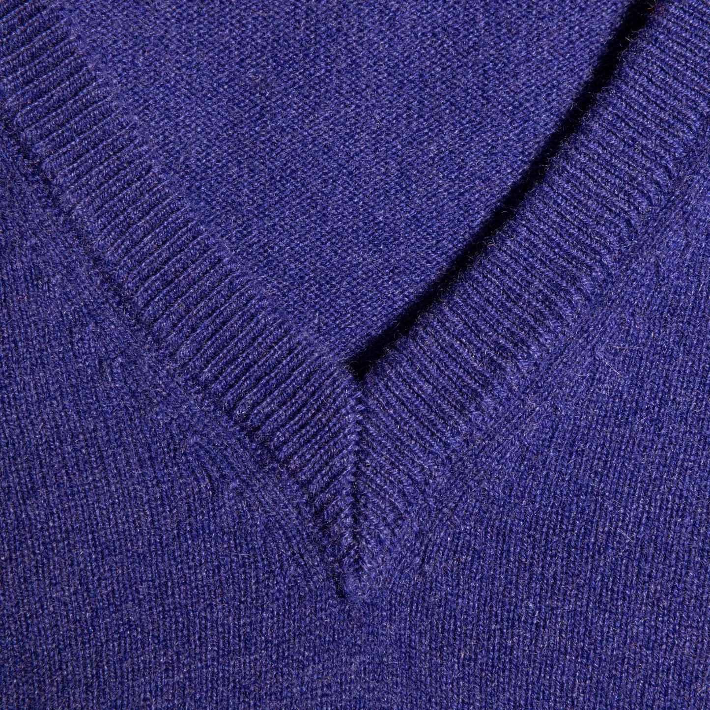 Knitwear Durham tuareg V-Neck Cashmere