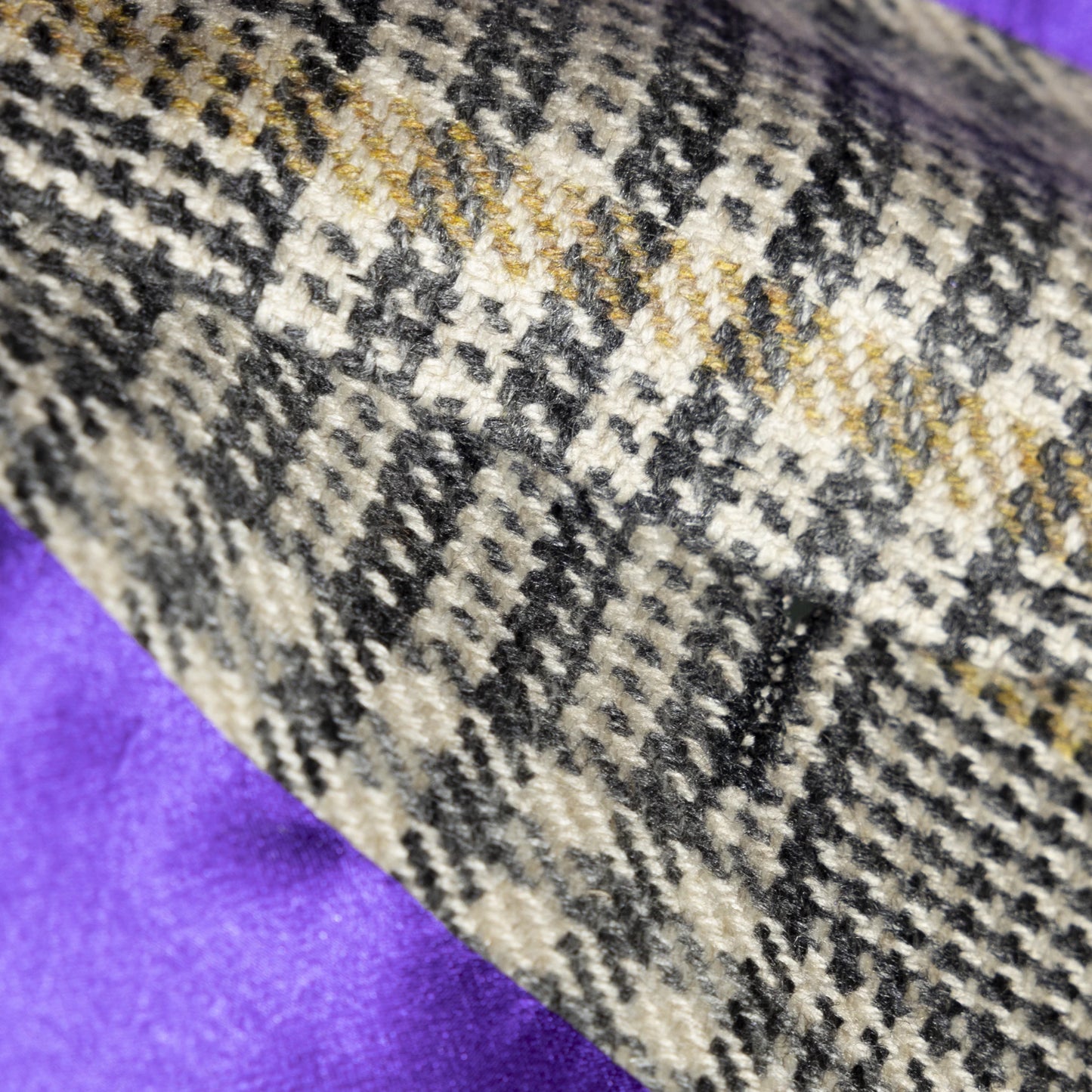 Waistcoat Zhengzhou grey and cream Cashmere Prince of Wales